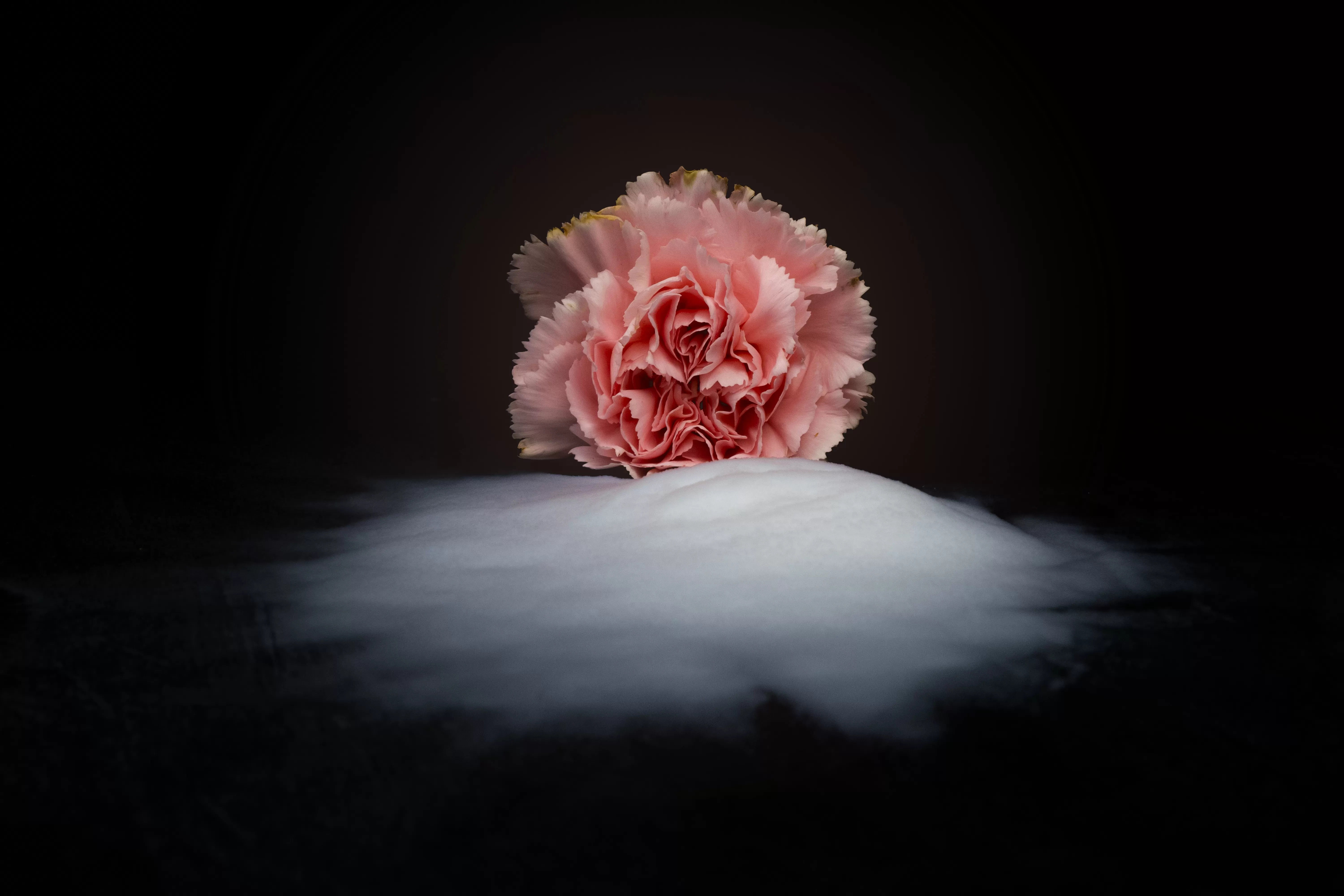 Aerogel thermal insulation material for EV batteries: prevents thermal runaway, ultra-low thermal conductivity of 0.013 W/m·K